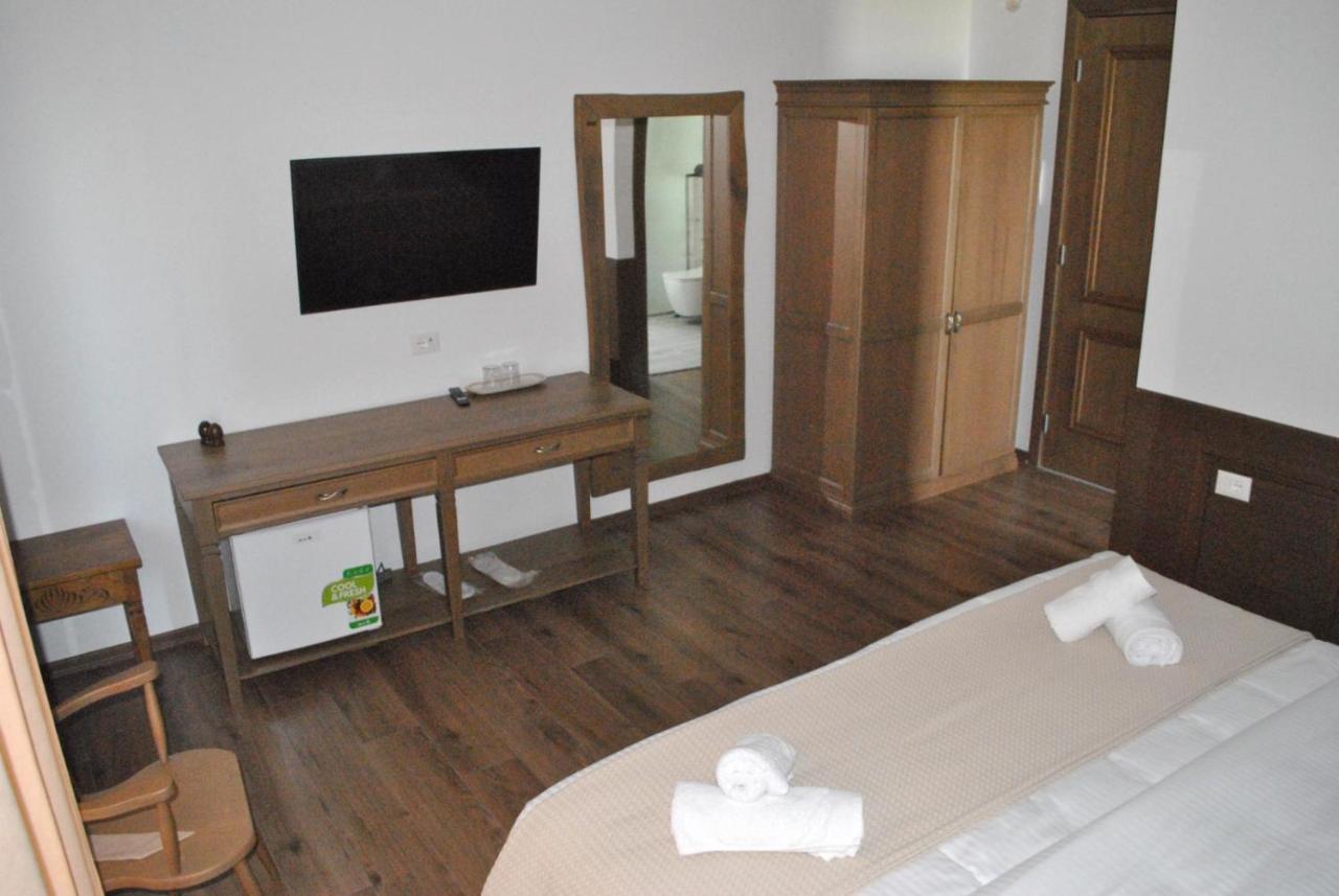 Boutique Vila Fidani Voskopojë Buitenkant foto