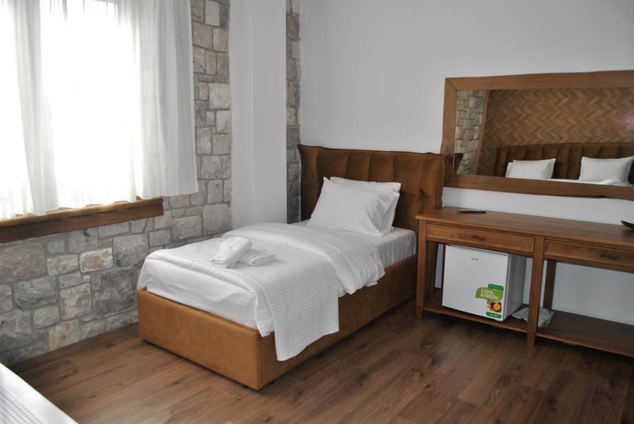 Boutique Vila Fidani Voskopojë Buitenkant foto