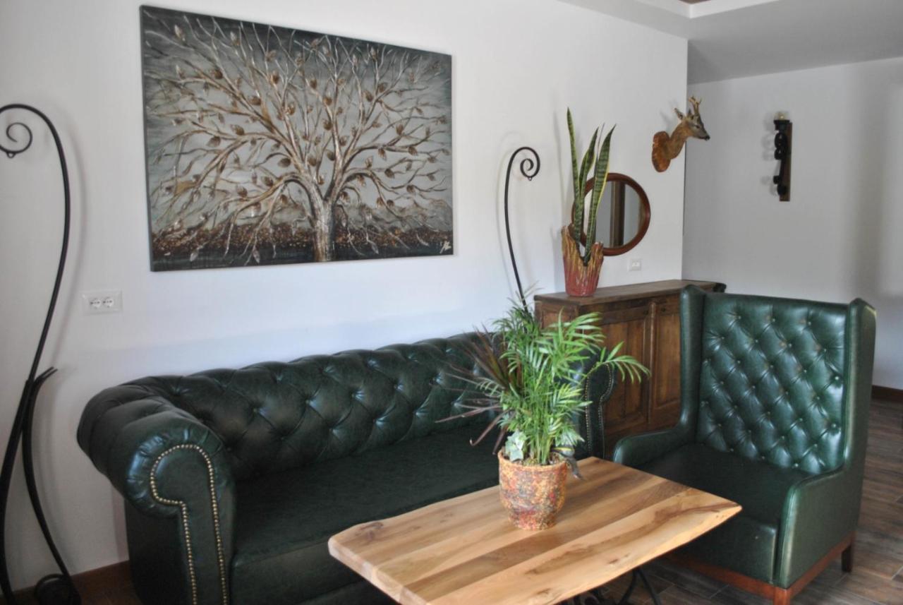 Boutique Vila Fidani Voskopojë Buitenkant foto